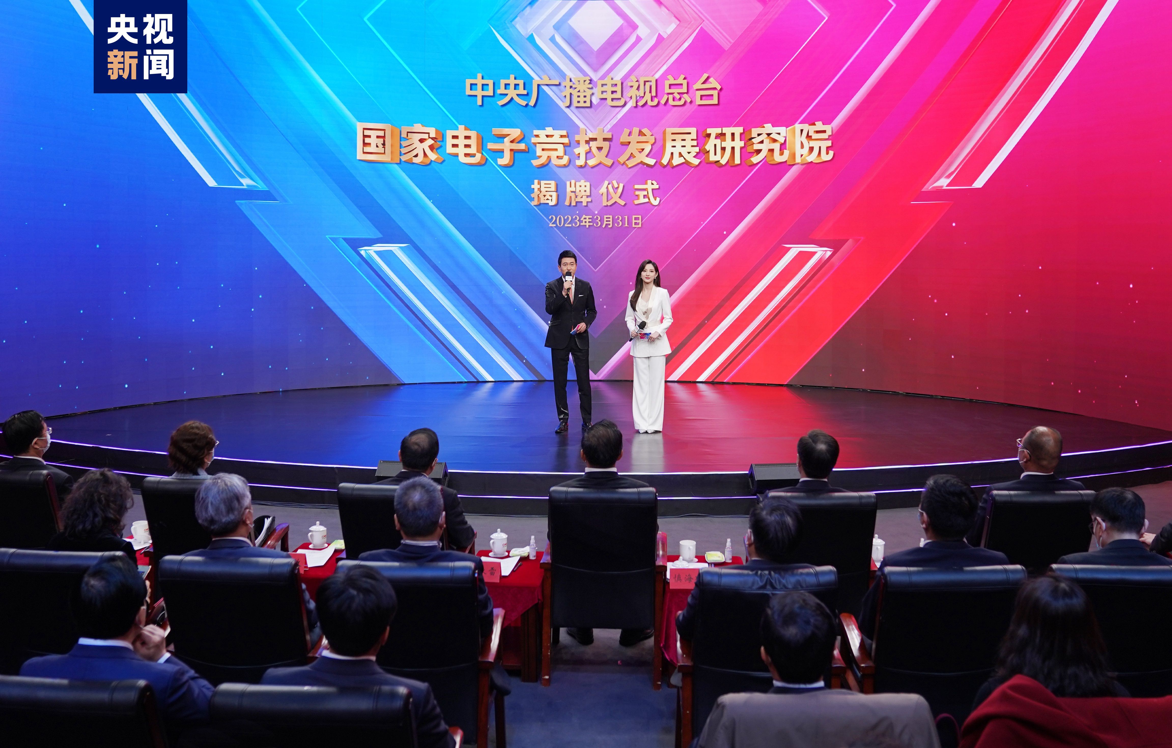j9游会真人游戏第一品牌：游戏道具原画戒指怎么画